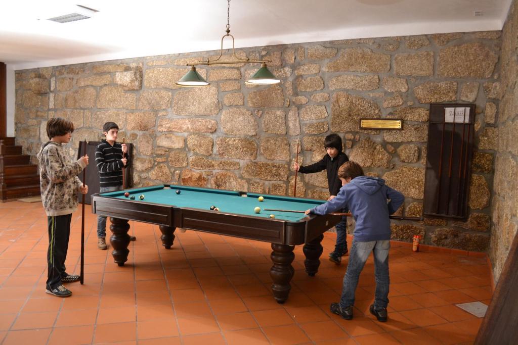 Гостевой дом Casa Da Ribeira Alvoco da Serra Экстерьер фото