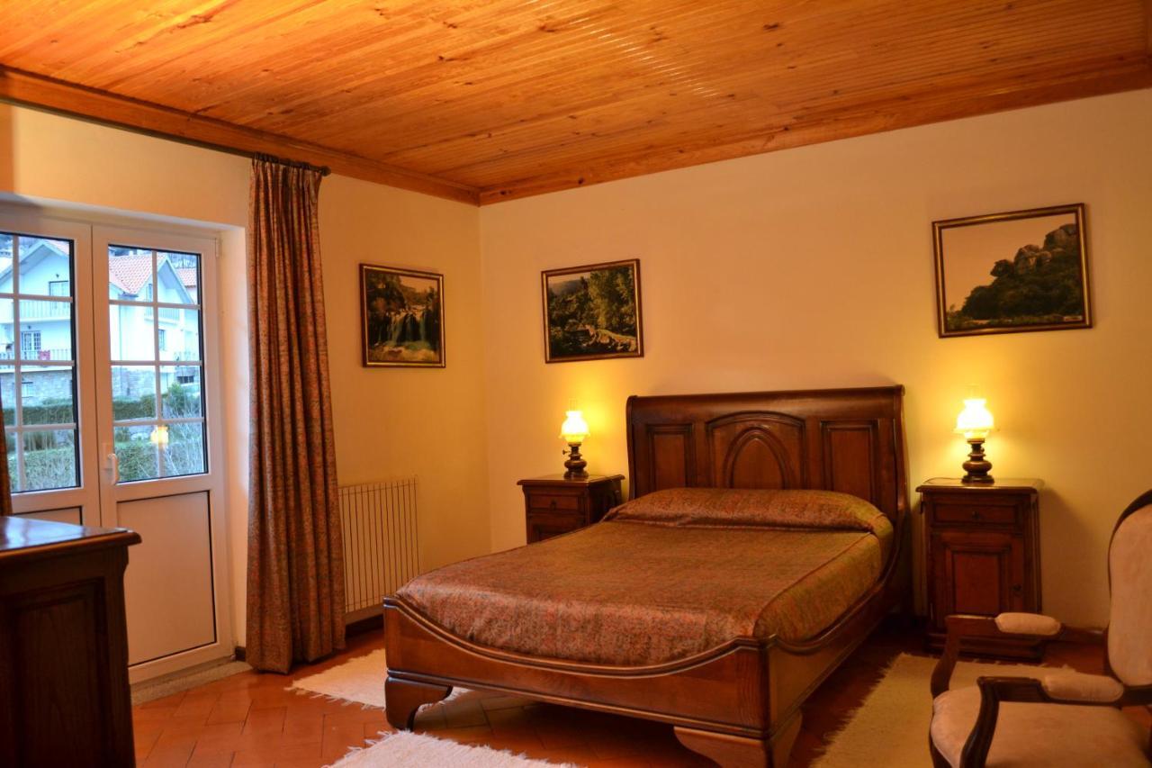 Гостевой дом Casa Da Ribeira Alvoco da Serra Экстерьер фото